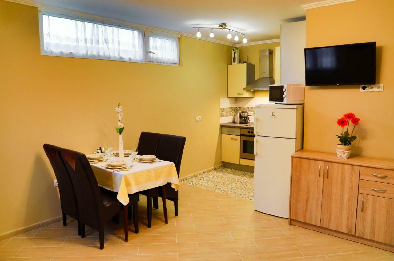 Jazmin Apartman Buzsák Екстериор снимка