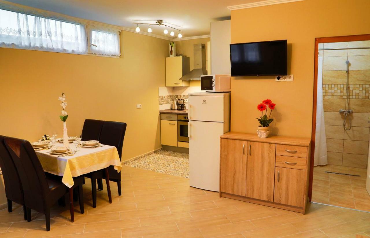 Jazmin Apartman Buzsák Екстериор снимка