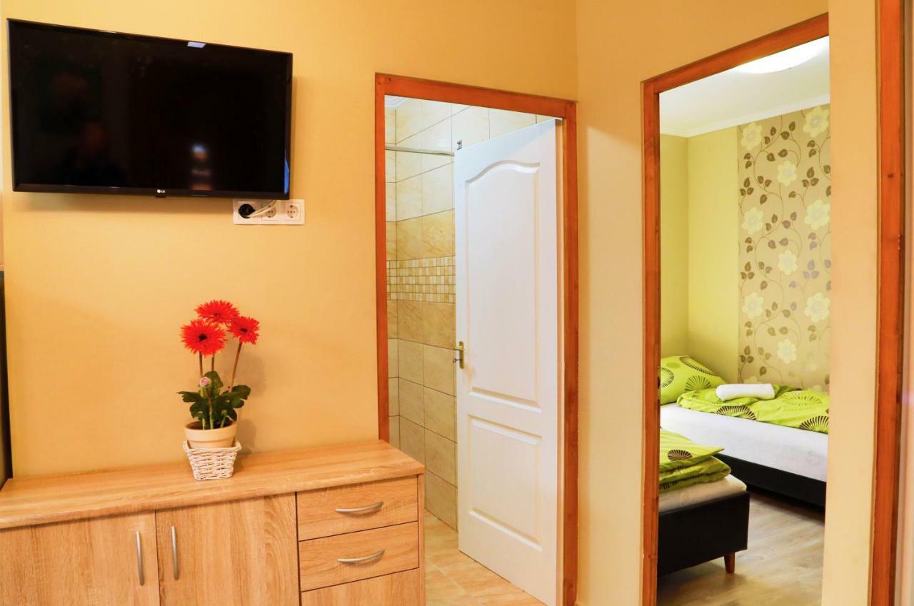 Jazmin Apartman Buzsák Екстериор снимка